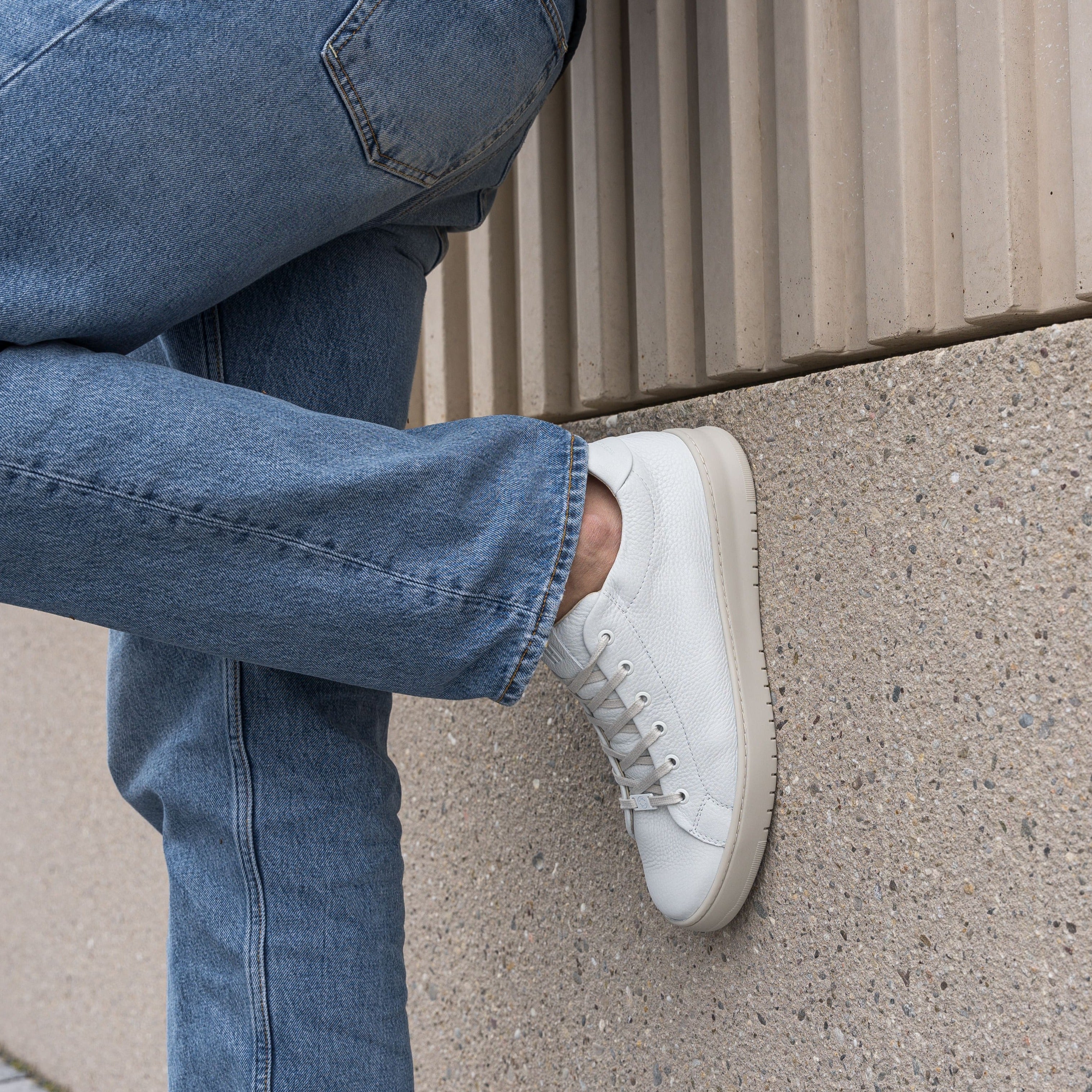 BENNET CITY LOW White Leather