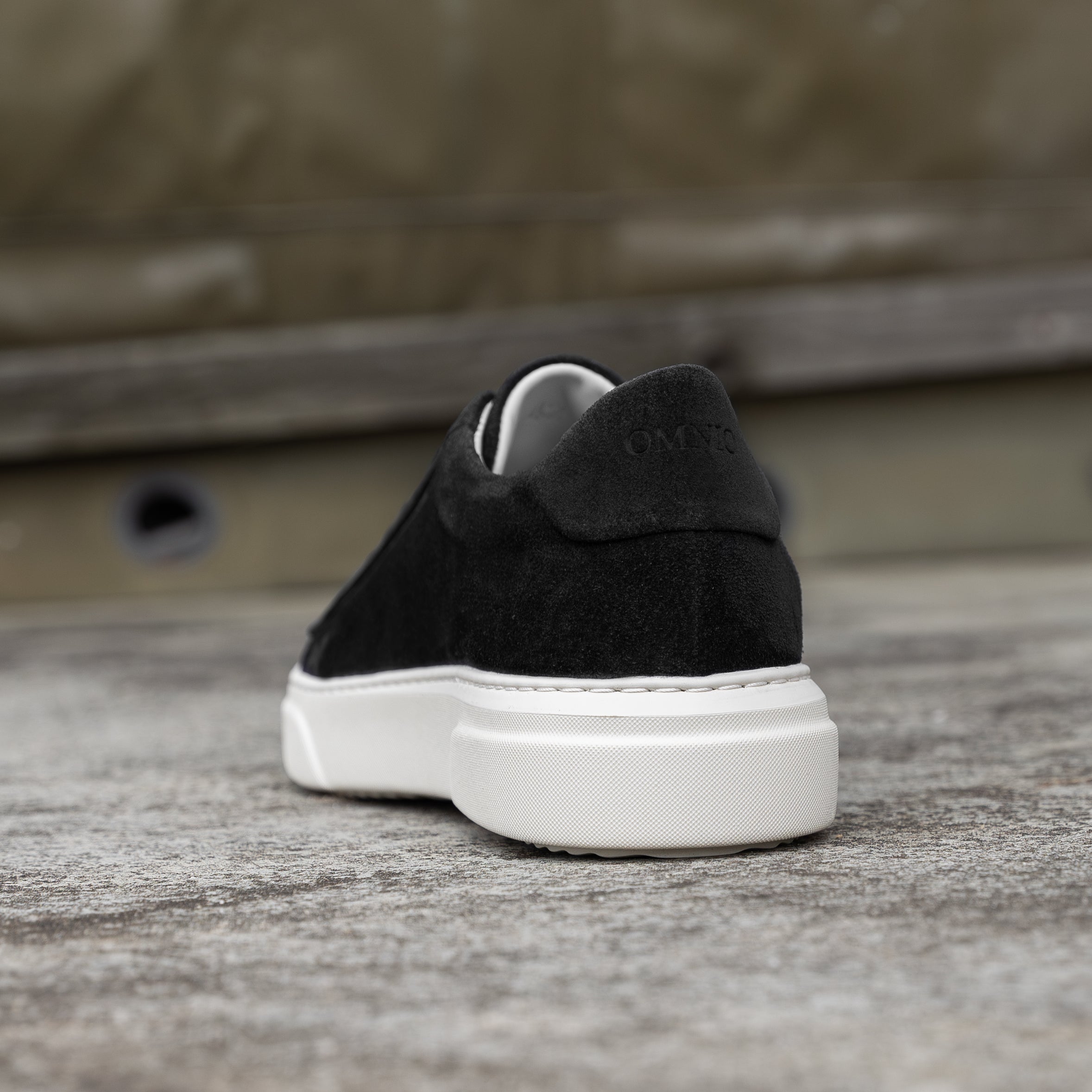 OMNIO KEA BASE Black Suede